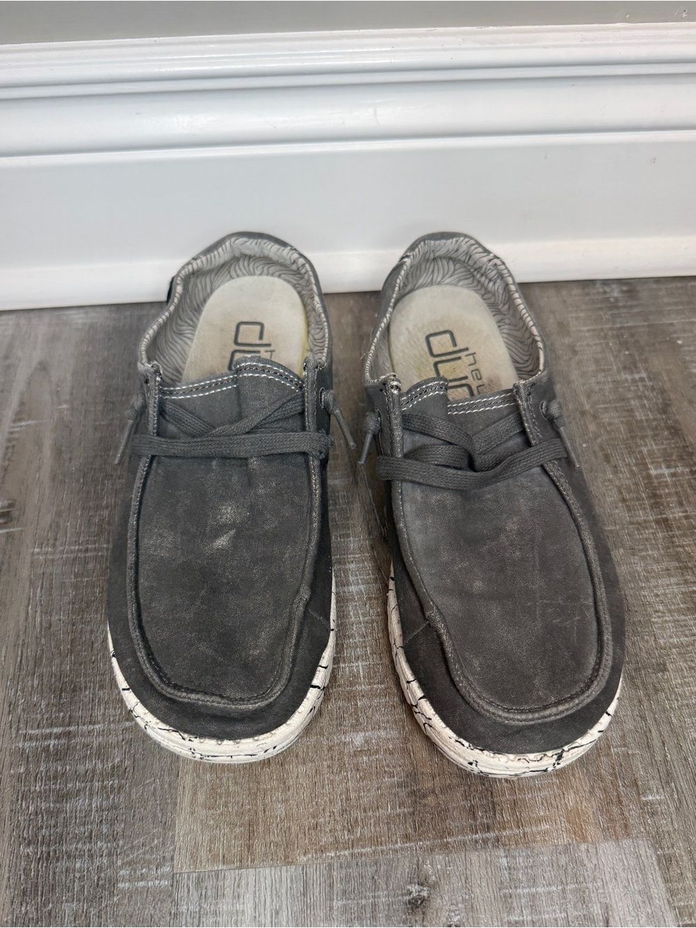 Hey Dude Women’s Casual Gray Canvas Slip-On Shoes Size 8